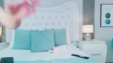 Scarlett Petrova online show from 21, 3, 2026