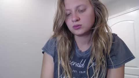 Snapshot of scartit chatting on 17, 4, 2026 ScarTit Bernhard online show from 17, 4, 2026