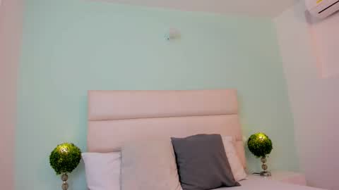 SCARLET online show from 20, 2, 2026