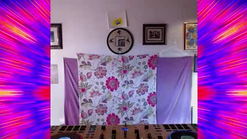 Snapshot of sch00lgirlass chatting on 20, 12, 2025 sch00lgirlass online show from 20, 12, 2025