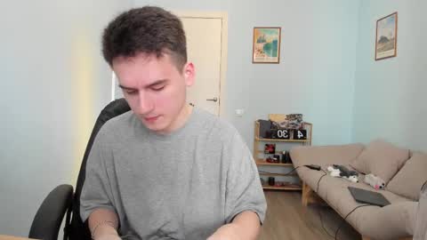 Thomas brunette and Alex blond online show from 23, 2, 2025