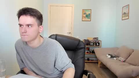 Thomas brunette and Alex blond online show from 23, 2, 2025