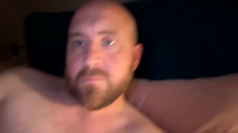 Snapshot of scottric chatting on 4, 10, 2025 SexyDaddy online show from 4, 10, 2025