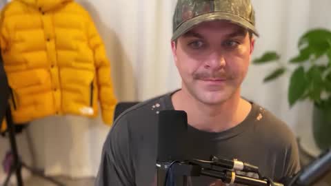 Snapshot of scottybeam chatting on 4, 12, 2024 Scotty online show from 4, 12, 2024