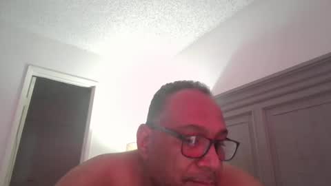 Snapshot of sdblkmale2131 chatting on 18, 9, 2025 sdblkmale2131 online show from 18, 9, 2025