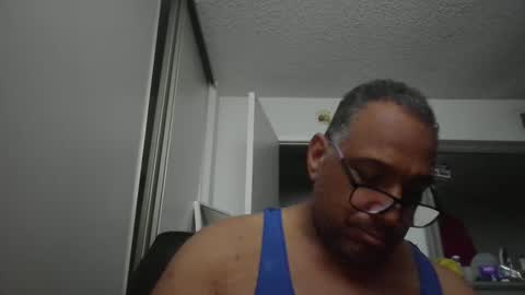 Snapshot of sdblkmale2131 chatting on 21, 9, 2025 sdblkmale2131 online show from 21, 9, 2025