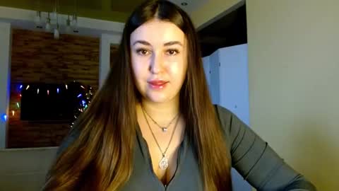 Snapshot of sea_cocktail chatting on 17, 12, 2025 Elizabeth online show from 17, 12, 2025