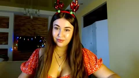 Snapshot of sea_cocktail chatting on 19, 12, 2025 Elizabeth online show from 19, 12, 2025