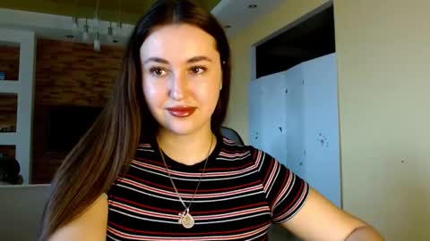 Elizabeth  online show from 30, 3, 2026