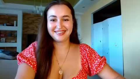 Elizabeth  online show from 15, 7, 2026