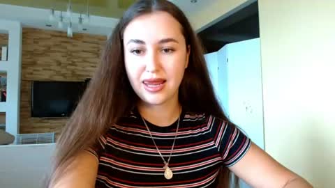 Elizabeth  online show from 20, 7, 2026