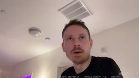 Snapshot of seb_tv chatting on 4, 1, 2025 Sebastian online show from 4, 1, 2025