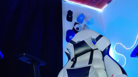 Sebastian online show from 25, 11, 2025