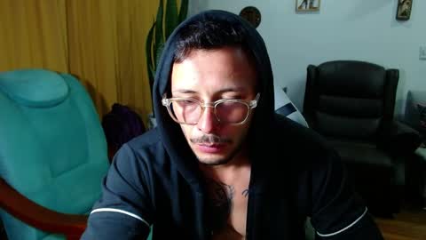 Snapshot of sebastian_025 chatting on 19, 4, 2026 Sebastian online show from 19, 4, 2026