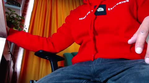 Snapshot of sebastian_025 chatting on 25, 4, 2026 Sebastian online show from 25, 4, 2026