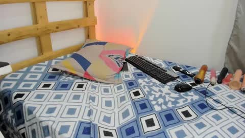 Snapshot of sebastian_0422 chatting on 1, 10, 2025 sebastian 0422 online show from 1, 10, 2025