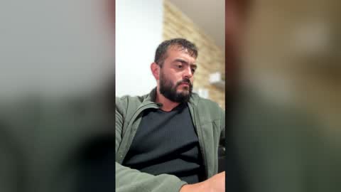 Snapshot of sebastian_ferreira chatting on 6, 1, 2026 sebastian_ferreira online show from 6, 1, 2026