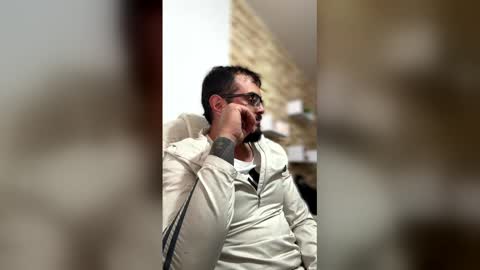 Snapshot of sebastian_ferreira chatting on 8, 1, 2026 sebastian_ferreira online show from 8, 1, 2026