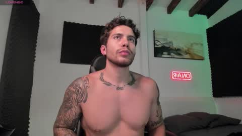 Lucian Sinclair online show from 4, 12, 2025