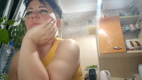 Snapshot of secret_luna_2028 chatting on 1, 6, 2026 Bella online show from 1, 6, 2026