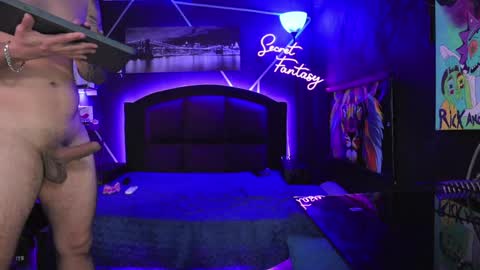 Kiki and Max online show from 24, 12, 2024