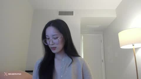 Angela online show from 1, 3, 2025