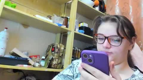 seductive_she_wolf online show from 5, 3, 2026