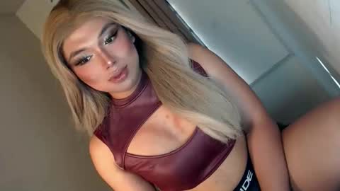 Snapshot of seductivedeluxe69 chatting on 3, 5, 2026 Deluxe online show from 3, 5, 2026
