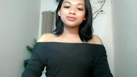 Snapshot of seductivedeluxe69 chatting on 2, 7, 2026 Deluxe online show from 2, 7, 2026