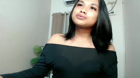 Snapshot of seductivedeluxe69 chatting on 15, 7, 2026 Deluxe online show from 15, 7, 2026