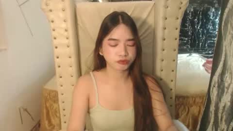 Snapshot of seductivegoddessslut chatting on 8, 10, 2025 Ivy online show from 8, 10, 2025