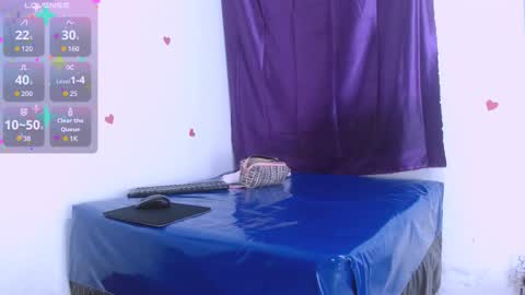 Estefany online show from 24, 11, 2025