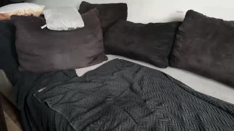 Snapshot of seeme1923 chatting on 17, 12, 2024 seeme1923 online show from 17, 12, 2024