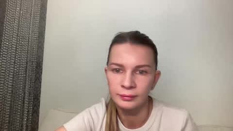 selamiyaa online show from 18, 4, 2026