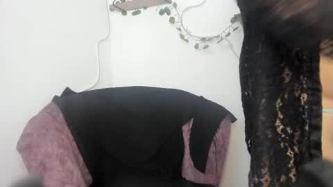 Snapshot of selena_ferreira chatting on 15, 11, 2025 Selena online show from 15, 11, 2025