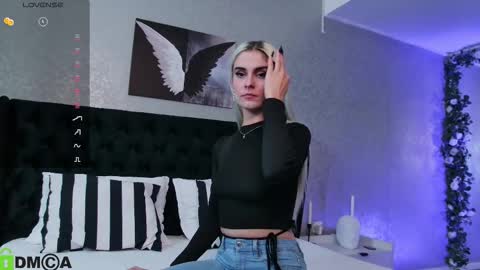 Selena online show from 14, 10, 2025