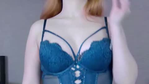 SelenaHanson online show from 10, 1, 2026