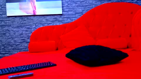 Selena Noir online show from 2, 12, 2025