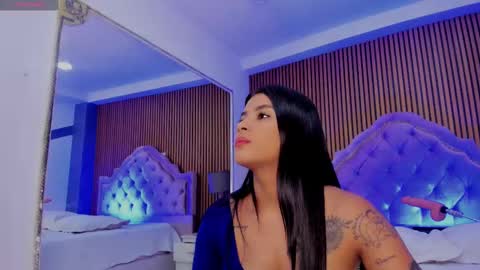 selenastonne online show from 16, 9, 2025