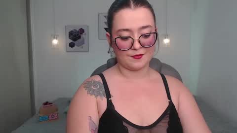 selene_rouse_ online show from 31, 5, 2026