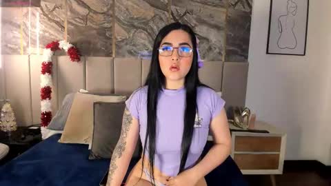 Snapshot of selene_shay chatting on 28, 11, 2025 Selene online show from 28, 11, 2025