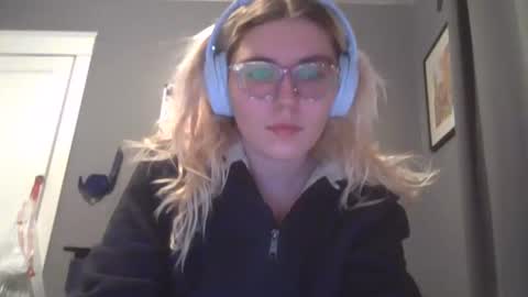 Selene online show from 20, 1, 2025