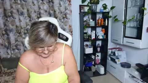 Snapshot of selenna57 chatting on 8, 12, 2024 Selenna online show from 8, 12, 2024