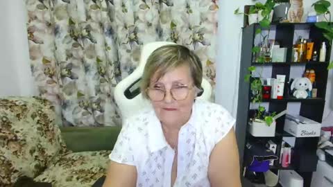 Snapshot of selenna57 chatting on 13, 1, 2025 Selenna online show from 13, 1, 2025