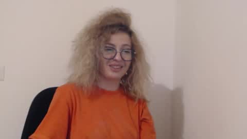 Selenna online show from 8, 11, 2025
