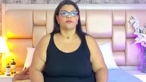 Selenna Cooper online show from 16, 2, 2026