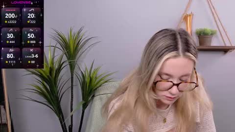 Selina Mae online show from 26, 10, 2025