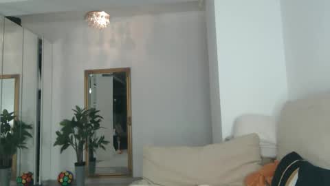 Selin online show from 28, 10, 2025