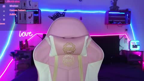 Selvaggia Del Caribe online show from 8, 1, 2025