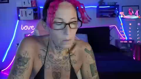 Selvaggia Del Caribe online show from 15, 10, 2025